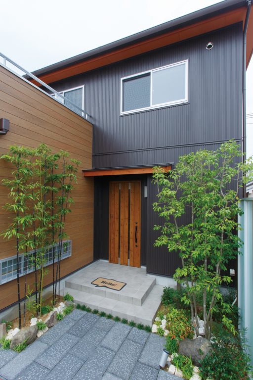 セカンドライフは木の家で　コンパクトかつ便利に住まう