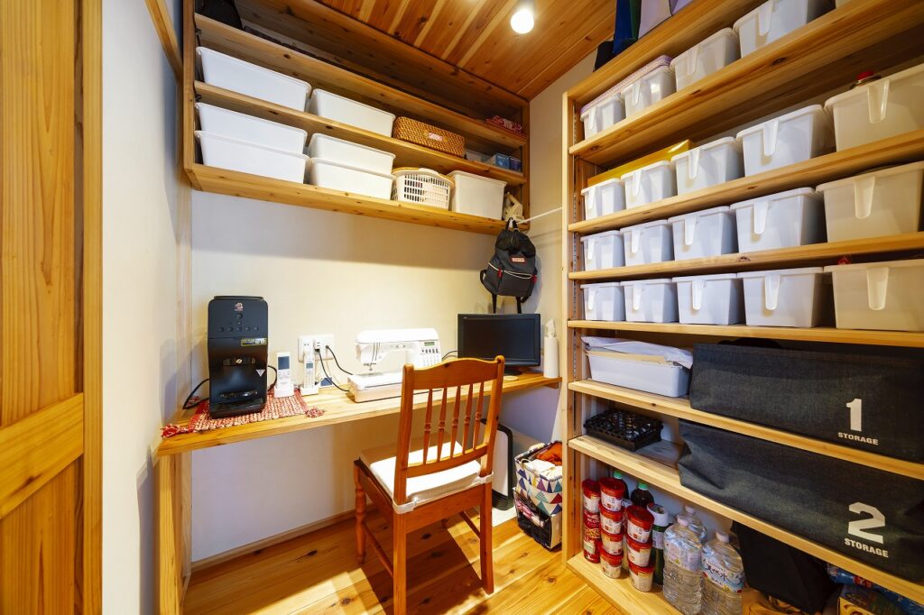 驚くほど開放的！　木が香る自然素材をたっぷり使用した憩いの家