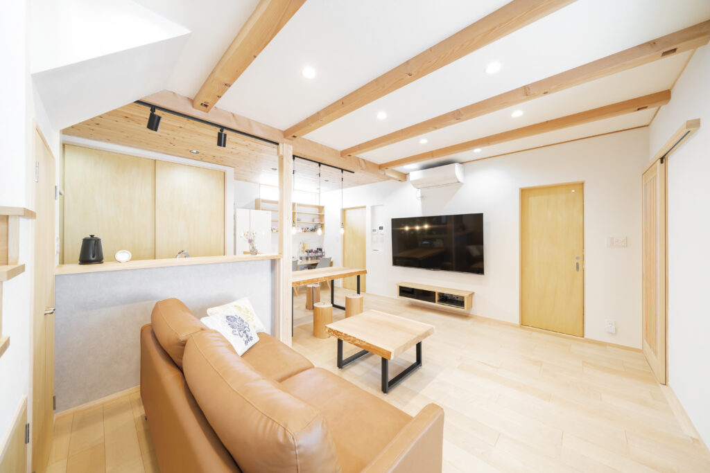 無垢×アイアン、こだわりの家